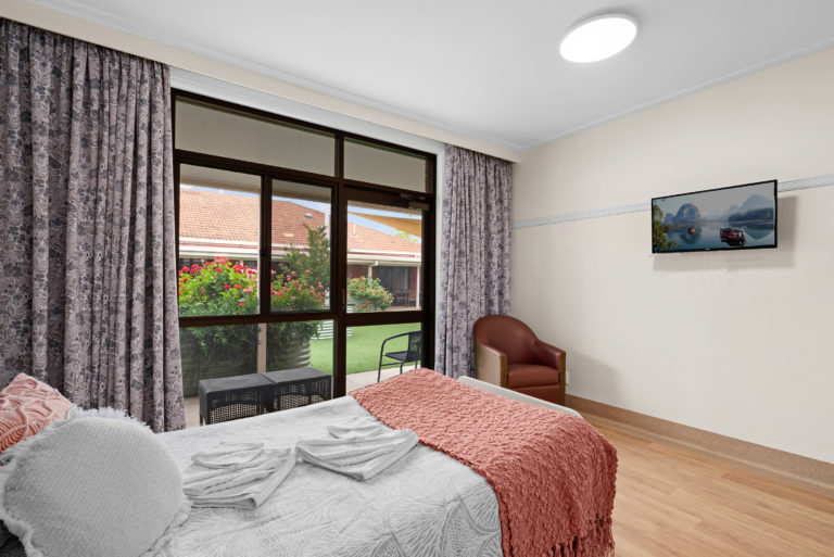 Narranderra-Teloca-House-Room-3-768x513 | RSL LifeCare - provide care and service to war veterans, retirement villages and accommodation, aged care services and assisted living