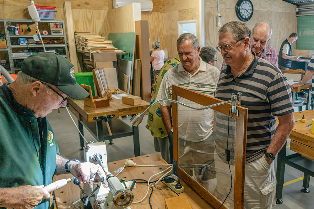 Arthur-gives-a-masterclass-in-woodturning | RSL LifeCare - provide care and service to war veterans, retirement villages and accommodation, aged care services and assisted living
